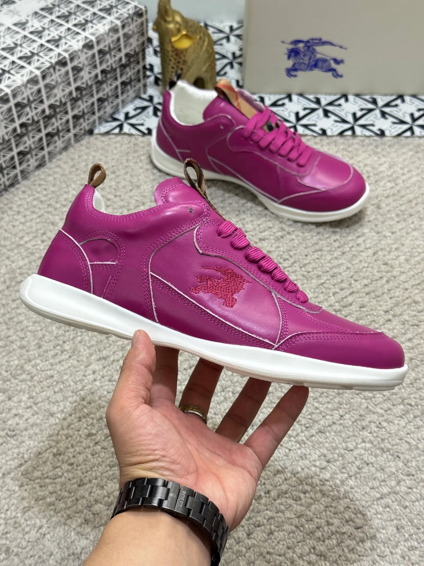 Men's shoes 💰420 [New style] 🐝🐝 [BURBERRY] Burberry - high-end quality original order 🔍🔍🔍 Upper: imported 🔝 calfskin, brand knitted pattern, tongue brand cloth label, lining: sheepskin lining, - outsole: rubber; two-color molded outsole, ultra-high quality control·fine workmanship: highlighted (high-end·luxury·grade) Size :38-44 (45 customized